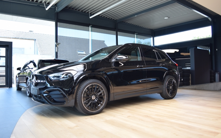 GLA 250 e AMG