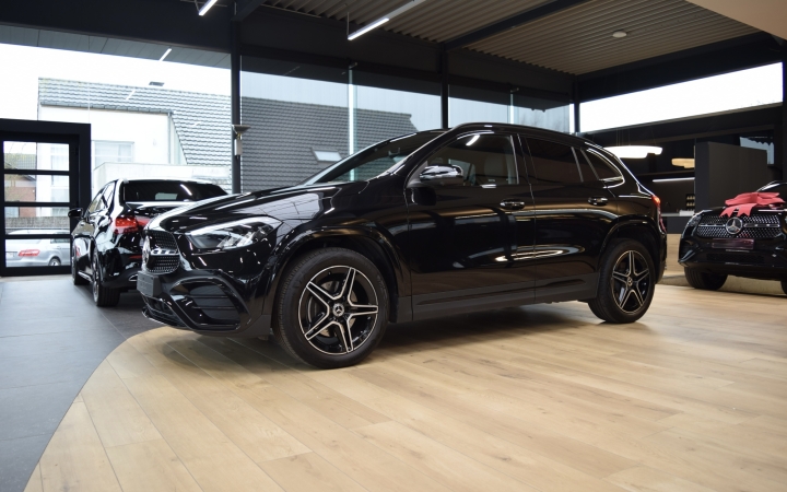 GLA 250 e AMG line