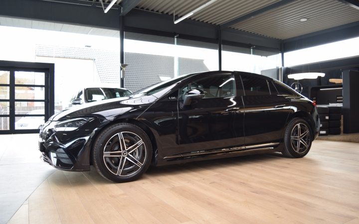 EQE 300 AMG line