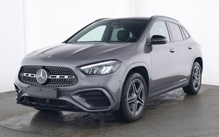 GLA 250 e AMG